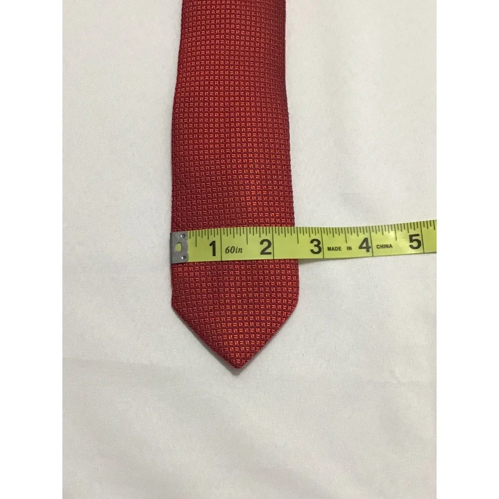 Thomas Pink Mens Silk Tie Red Micro Check Geometric Woven In England Necktie